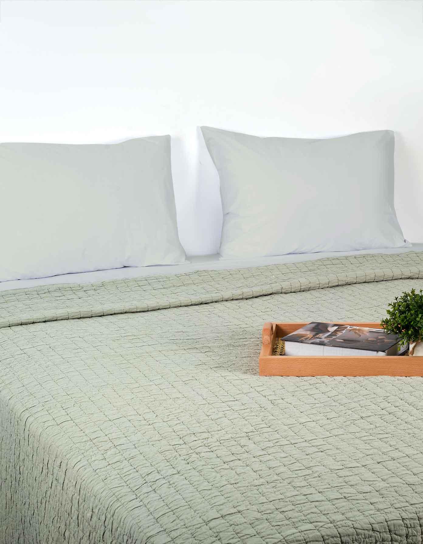 Bubbles Bedspread