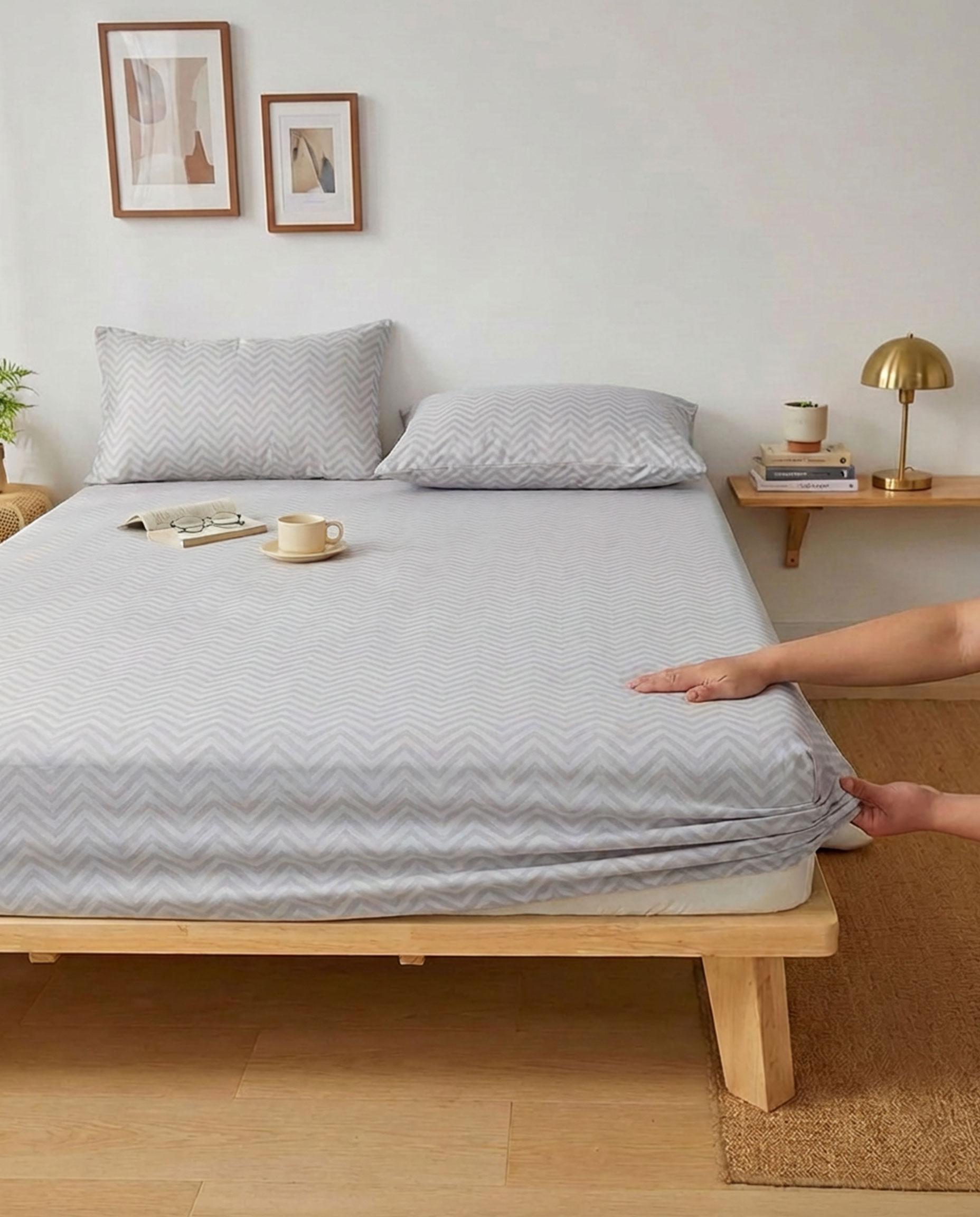 طقم ملاية استيك نقشة زجزاج