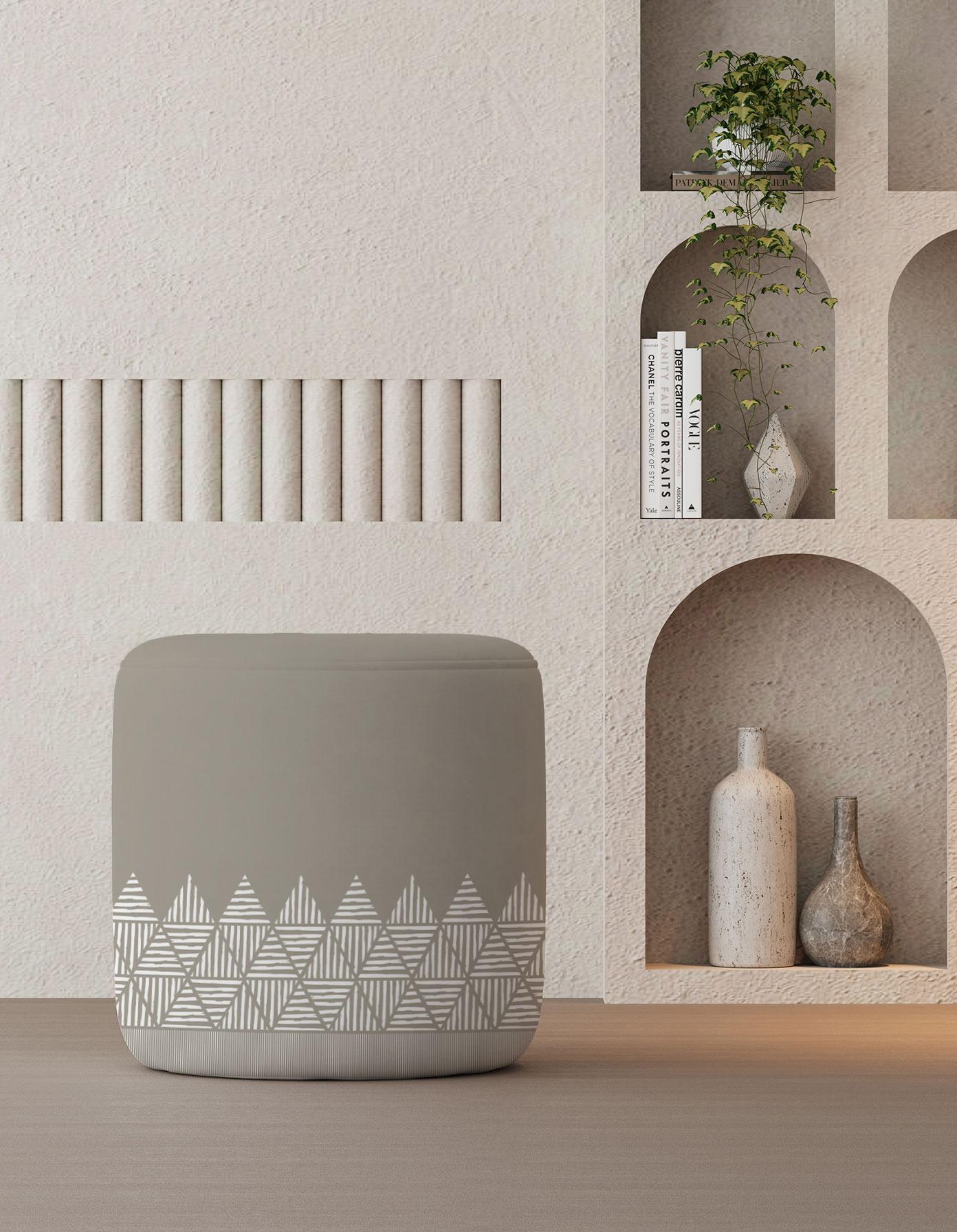 PRINTED POUF