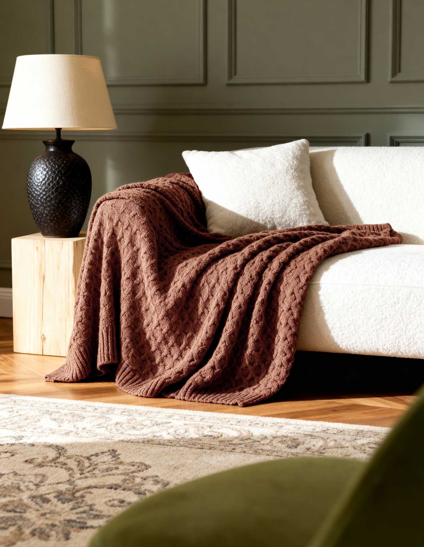 ZIGZAG KNITTED THROW