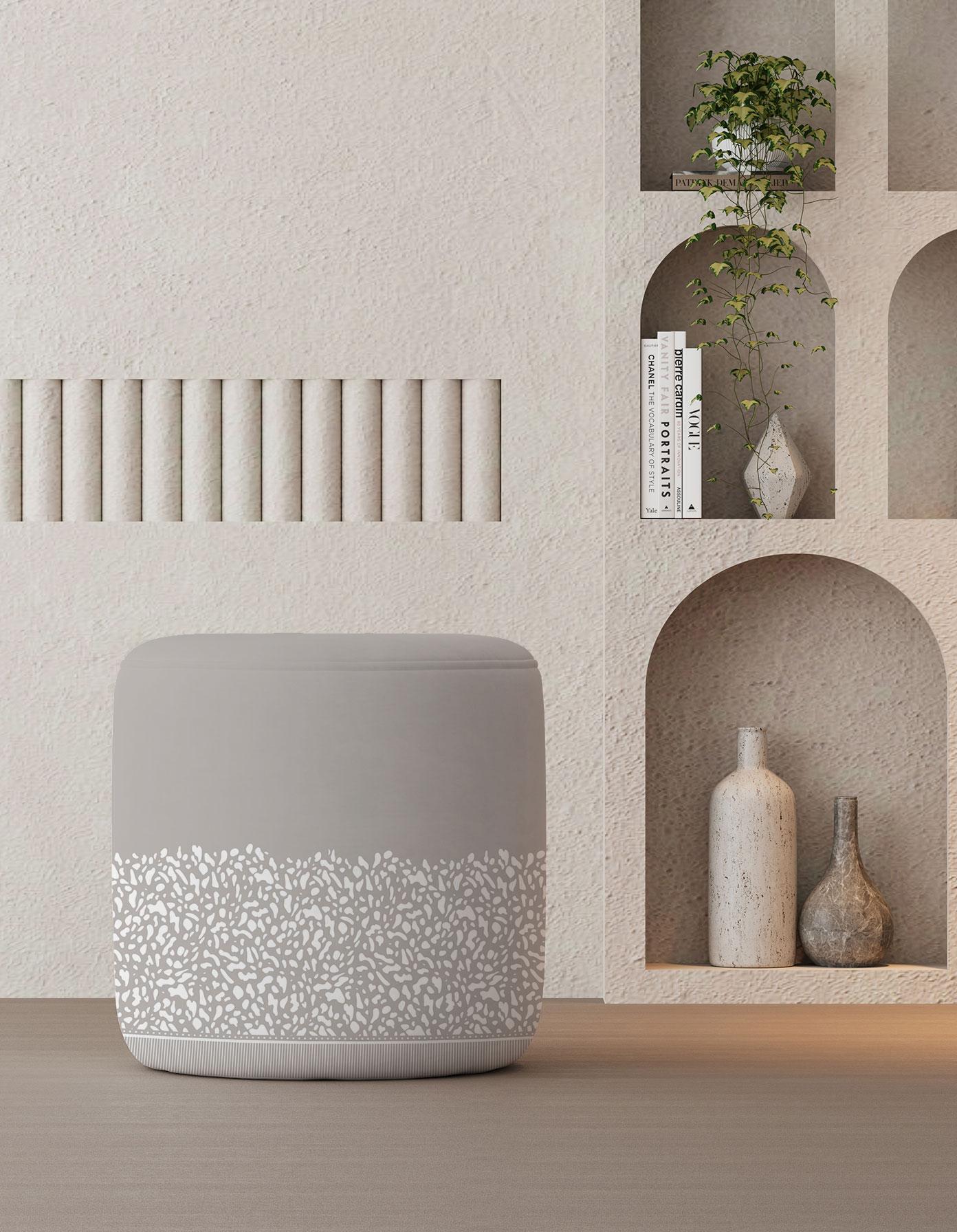 PRINTED POUF
