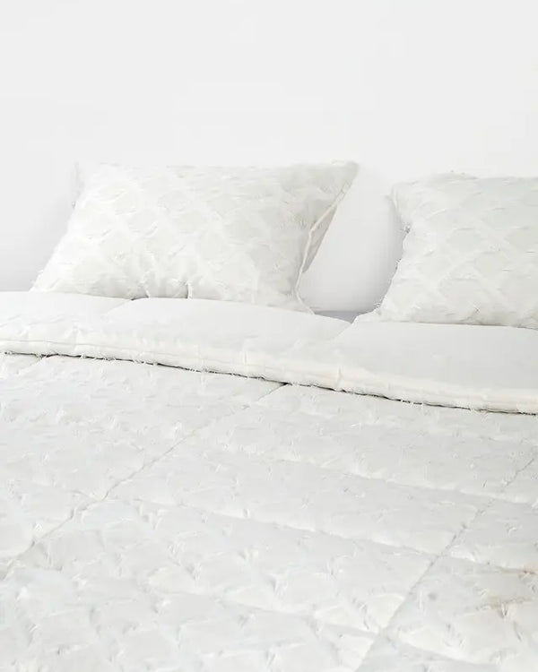 Snow Feather Comforter | Delicate Textured Luxury Bedding