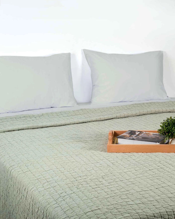 Bubbles Bedspread